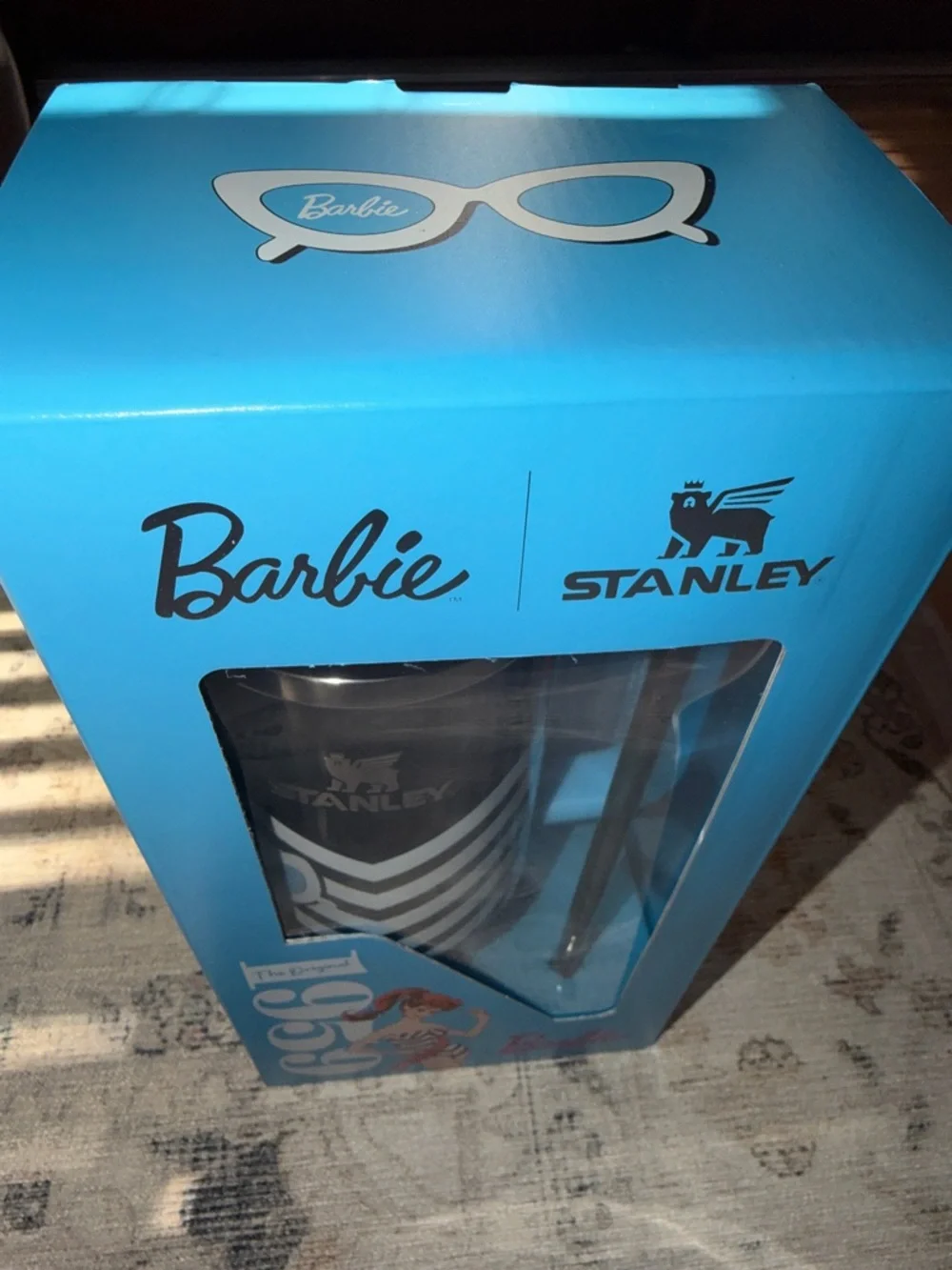 Barbie X Stanley Original 1959 black & white Chevron 40oz Quencher Tumbler - Picture 5 of 9